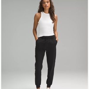 Lululemon stretch high rise jogger